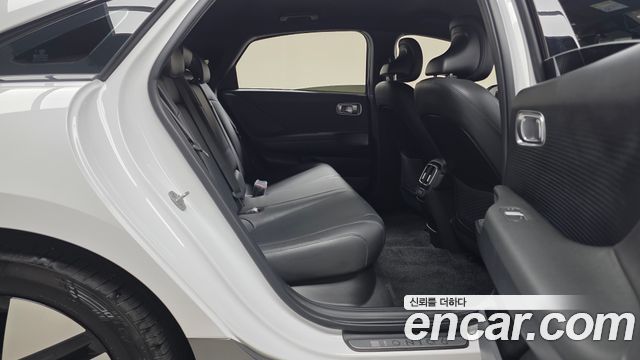Hyundai Ioniq 6 Long Range AWD Prestige 2025 — фото 11