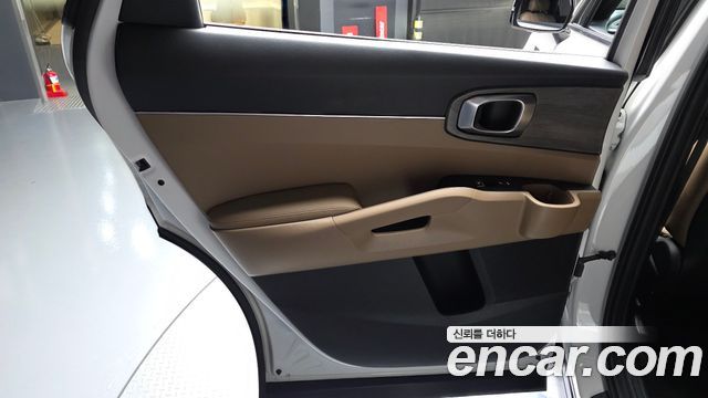 Kia Sorento (IV) Gasoline 2.5T 2WD Prestige 2025 — фото 25