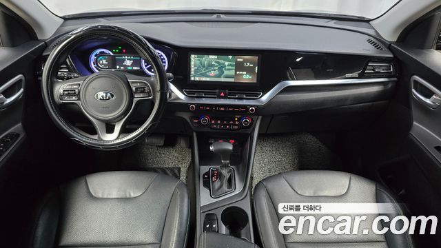 Kia Niro 1.6 HEV Luxury 2020 — фото 7