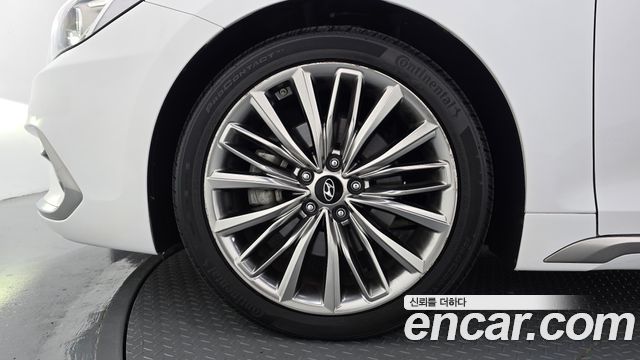 Hyundai Grandeur (IG) 3.0 Exclusive Special 2019 — фото 5