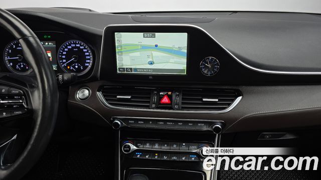 Hyundai Grandeur (IG) 3.0 Exclusive Special 2019 — фото 17