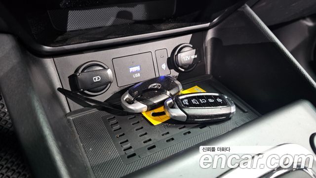 Hyundai Kona Gasoline 1.6 Turbo 2WD Inspiration 2021 — фото 13