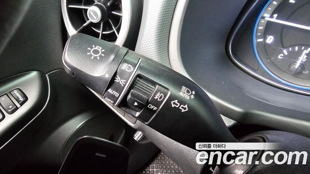 Hyundai Kona Gasoline 1.6 Turbo 2WD Inspiration 2021 — фото 32