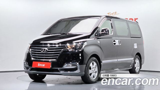 Hyundai Grand Starex Wagon 12-Seater Smart 2019 — фото 1