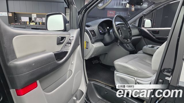 Hyundai Grand Starex Wagon 12-Seater Smart 2019 — фото 10
