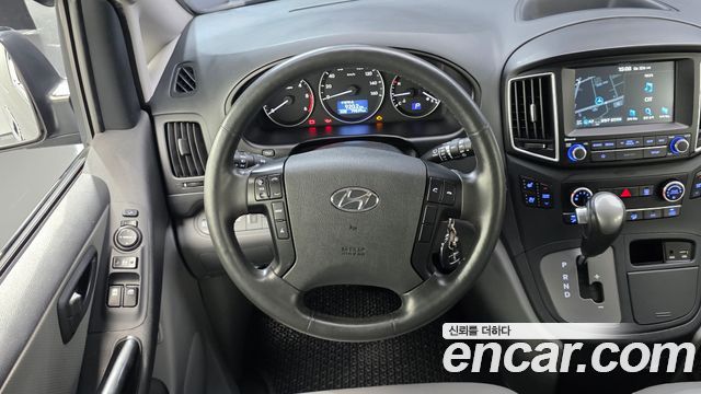 Hyundai Grand Starex Wagon 12-Seater Smart 2019 — фото 13