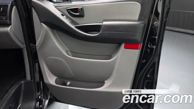 Hyundai Grand Starex Wagon 12-Seater Smart 2019 — фото 24