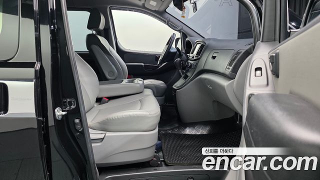 Hyundai Grand Starex Wagon 12-Seater Smart 2019 — фото 26