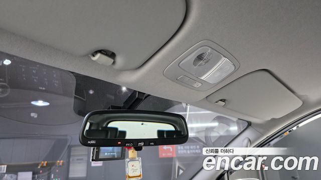 Hyundai Grand Starex Wagon 12-Seater Smart 2019 — фото 30