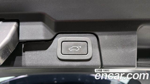 Land Rover Range Rover Evoque 2.0 TD4 HSE Dynamic 2017 — фото 20