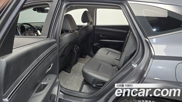 Hyundai Tucson (NX4) Gasoline 1.6 Turbo 2WD Premium 2023 — фото 11