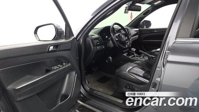 KG Mobility (SsangYong) Rexton Sports Khan Diesel 2.2 4WD Prestige Special (5-Link) 2021 — фото 10