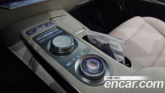 Genesis GV70 2.5T Gasoline AWD 2022 — фото 9