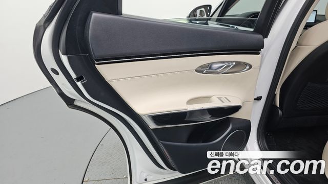 Genesis GV70 2.5T Gasoline AWD 2022 — фото 25