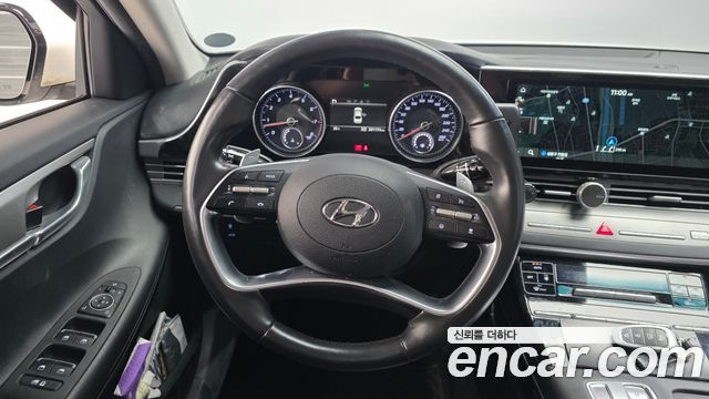 Hyundai Grandeur (IG) 3.0 LPi (Taxi) example 2021 — фото 13
