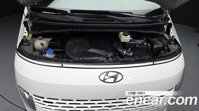 Hyundai Staria Cargo 3-Seater Modern 2022 — фото 6