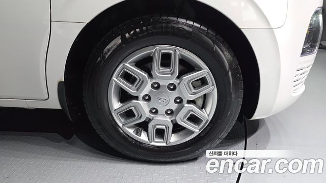 Hyundai Staria Cargo 3-Seater Modern 2022 — фото 21