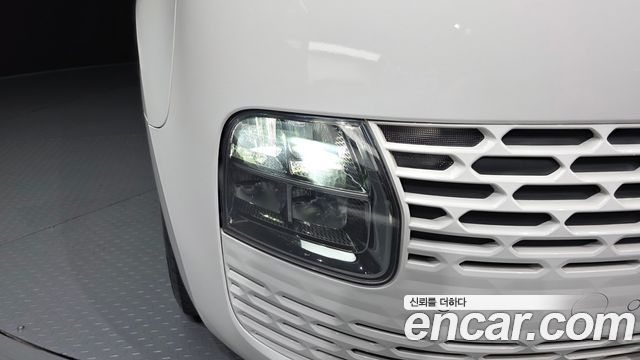 Hyundai Staria Cargo 3-Seater Modern 2022 — фото 22