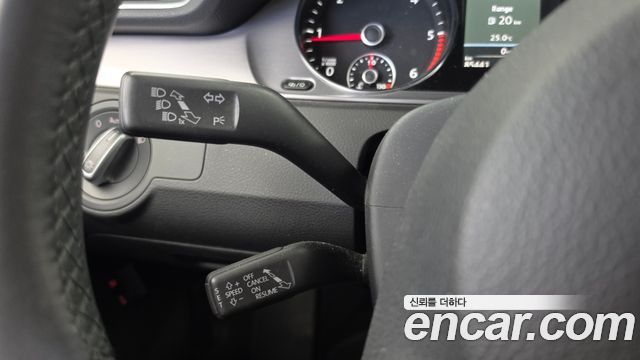 Volkswagen CC 2.0 TDI BlueMotion 2013 — фото 16
