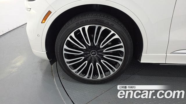 Lincoln Aviator (II) 3.0 Black Label AWD 2022 — фото 5