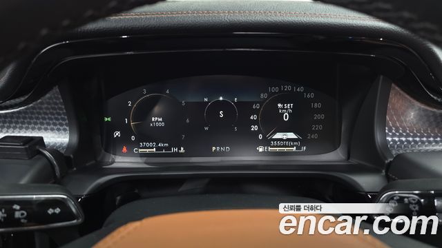 Lincoln Aviator (II) 3.0 Black Label AWD 2022 — фото 8