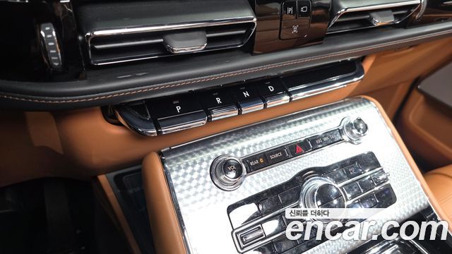 Lincoln Aviator (II) 3.0 Black Label AWD 2022 — фото 9