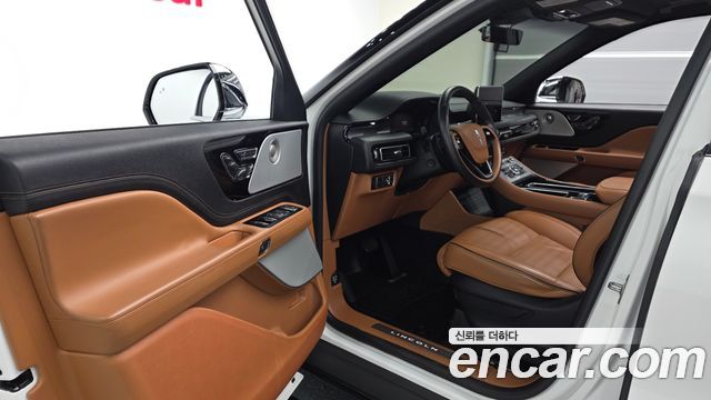 Lincoln Aviator (II) 3.0 Black Label AWD 2022 — фото 10