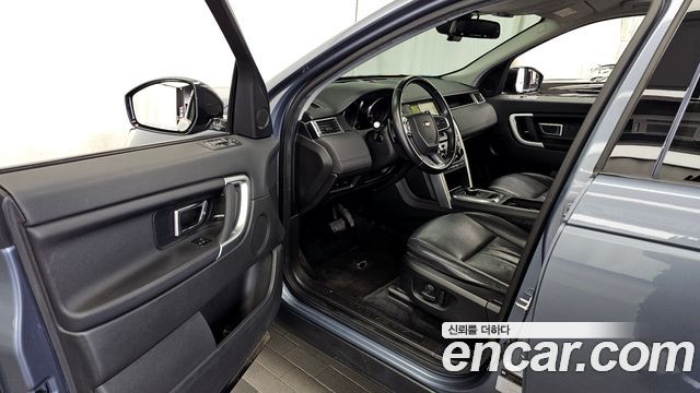 Land Rover Discovery Sport 2.0 TD4 SE 2018 — фото 10