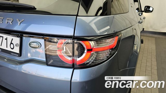 Land Rover Discovery Sport 2.0 TD4 SE 2018 — фото 23