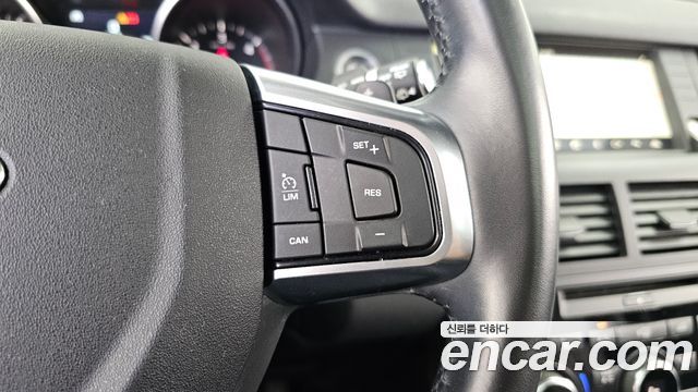 Land Rover Discovery Sport 2.0 TD4 SE 2018 — фото 28