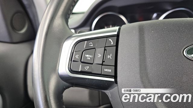 Land Rover Discovery Sport 2.0 TD4 SE 2018 — фото 29