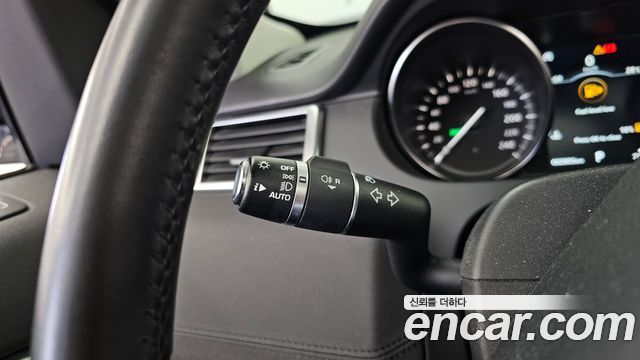 Land Rover Discovery Sport 2.0 TD4 SE 2018 — фото 33