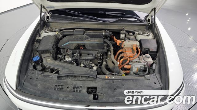 Hyundai Grandeur Hybrid (GN7) Exclusive 2023 — фото 6