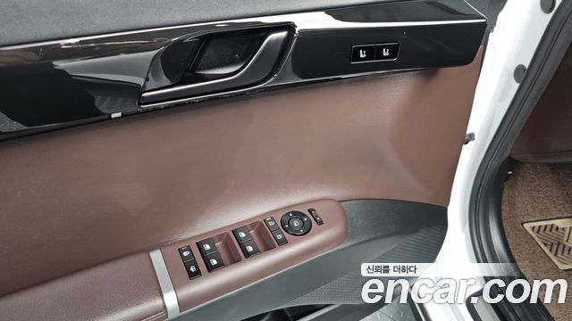 Hyundai Grandeur Hybrid (GN7) Exclusive 2023 — фото 19