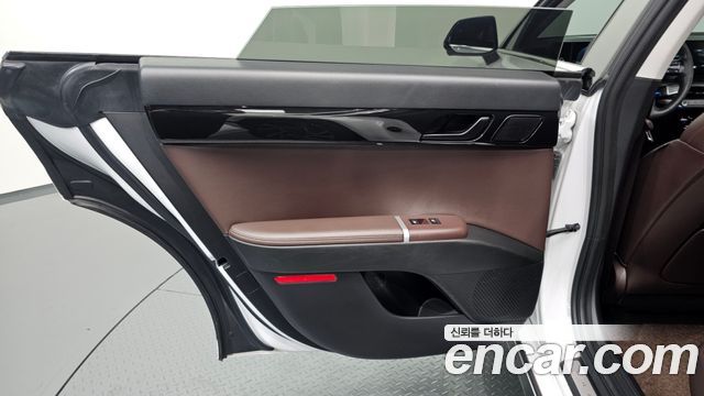 Hyundai Grandeur Hybrid (GN7) Exclusive 2023 — фото 25