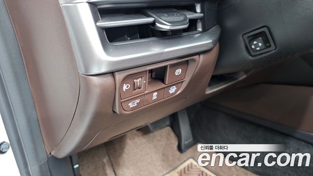 Hyundai Grandeur Hybrid (GN7) Exclusive 2023 — фото 28