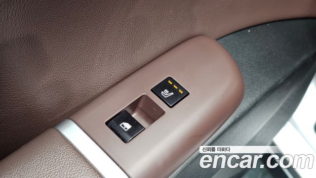 Hyundai Grandeur Hybrid (GN7) Exclusive 2023 — фото 30