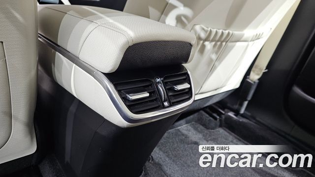 Hyundai Grandeur (IG) 2.5 Le Blanc 2023 — фото 39