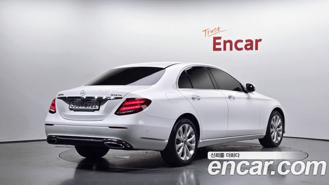 Mercedes-Benz E-Class (W213) E220d Exclusive 2019 — фото 2