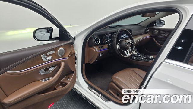 Mercedes-Benz E-Class (W213) E220d Exclusive 2019 — фото 11