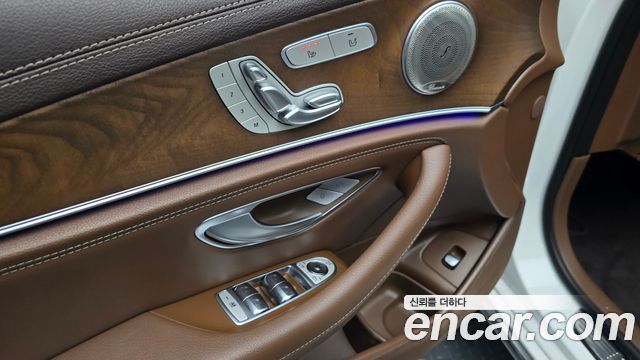 Mercedes-Benz E-Class (W213) E220d Exclusive 2019 — фото 19