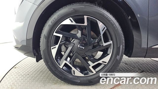 Kia Sportage (V) Gasoline 1.6 Turbo 2WD Signature 2022 — фото 5