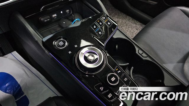 Kia Sportage (V) Gasoline 1.6 Turbo 2WD Signature 2022 — фото 9