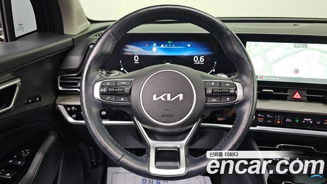 Kia Sportage (V) Gasoline 1.6 Turbo 2WD Signature 2022 — фото 13