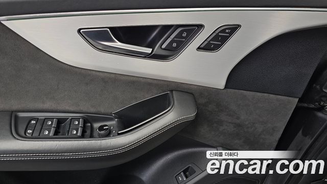 Audi Q8 (4M) 50 TDI Quattro Premium 2020 — фото 30