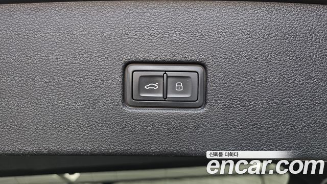 Audi Q8 (4M) 50 TDI Quattro Premium 2020 — фото 32