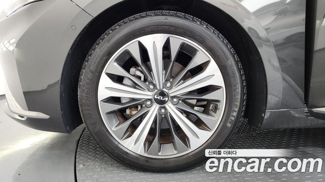 Kia K8 Hybrid Signature Special 2023 — фото 5