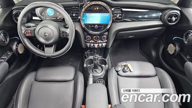 MINI Cooper S 5Door Classic Third Generation 2022 — фото 7