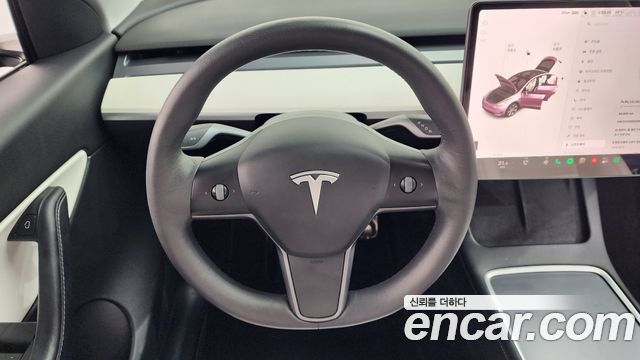 Tesla Model Y Standard Range RWD 2021 — фото 13