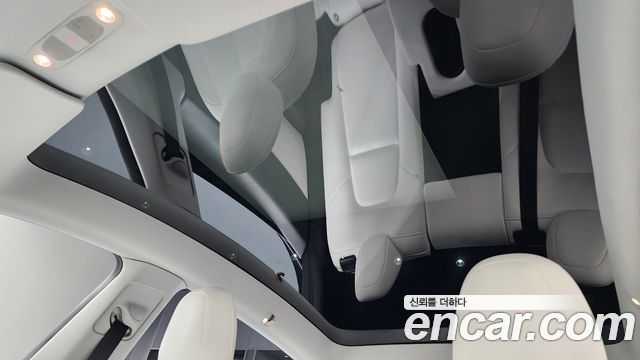 Tesla Model Y Standard Range RWD 2021 — фото 15